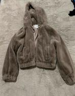Bershka faux fur jas - Maat S, Ophalen of Verzenden, Zo goed als nieuw, Maat 36 (S), Beige