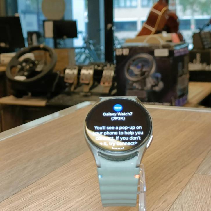 Samsung Galaxy Watch 7 Nette staat Met garantie, Sieraden, Tassen en Uiterlijk, Smartwatches, Zo goed als nieuw