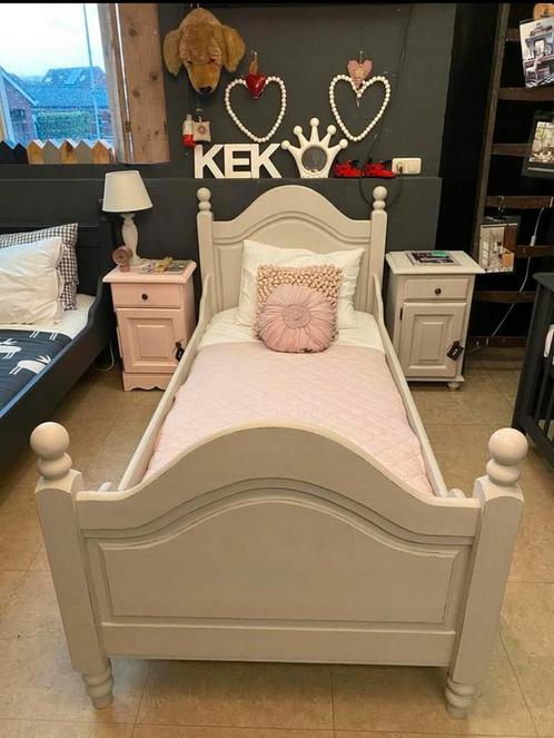 Brocante bed Amelie, Kinderen en Baby's, Kinderkamer | Bedden, Zo goed als nieuw, 180 cm of meer, Ophalen of Verzenden