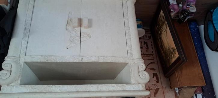 Fossiel stenen tv kast, Huis en Inrichting, Kasten | Televisiemeubels, Zo goed als nieuw, Minder dan 100 cm, 25 tot 50 cm, Ophalen