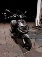 Piaggio zip, Fietsen en Brommers, Scooters | Piaggio, Ophalen, Zo goed als nieuw, Zip
