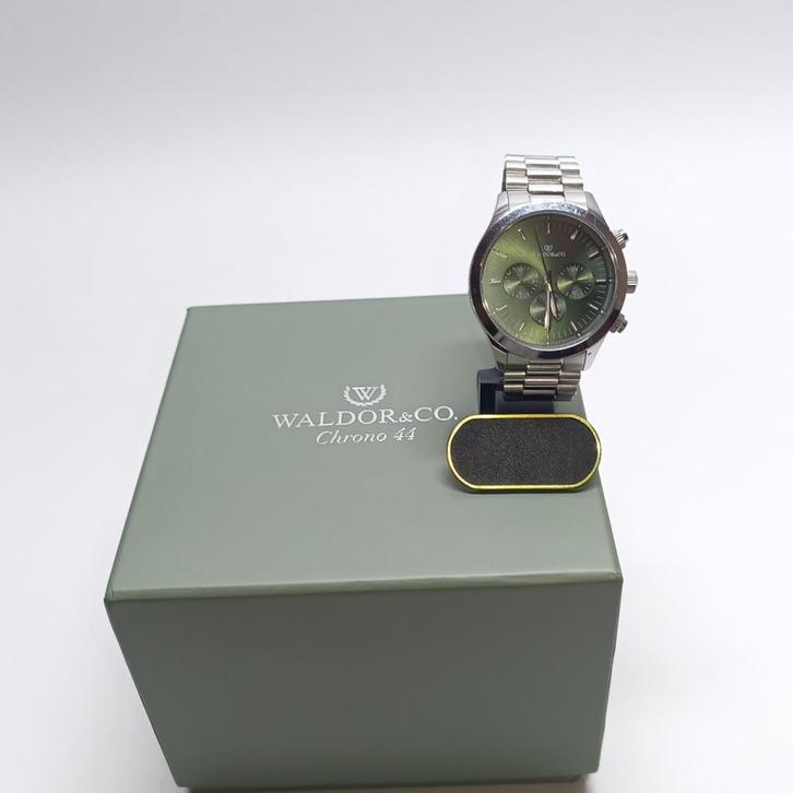Waldor en Co Chromo 44 como horloge | in nette staat, Sieraden, Tassen en Uiterlijk, Horloges | Heren, Zo goed als nieuw