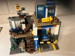 Lego 60174 politiebureau, Ophalen of Verzenden, Zo goed als nieuw