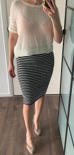 H&M bretonse streep knielange strakke stretch rok kokerrok S, Kleding | Dames, H&M, Zwart, Nieuw, Ophalen of Verzenden