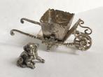 Antieke zilveren miniatuur kruiwagen, Antiek en Kunst, Verzenden, Zilver