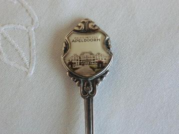 Lepeltje van Paleis Het Loo    toen het nog wit was  beschikbaar voor biedingen