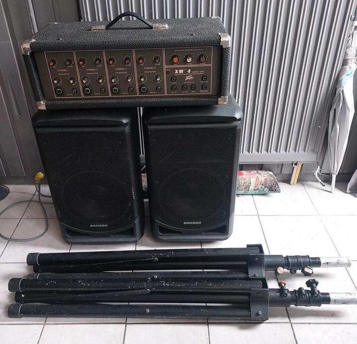 Zangset Peavey 4 kanalen met reverb, 2 speakers, statieven, Muziek en Instrumenten, Versterkers | Keyboard, Monitor en PA, Gebruikt