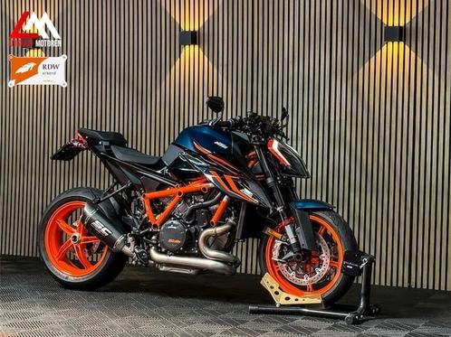 KTM 1290 SUPER DUKE R - Garantie tot 2028 - 2024 - Techpack, Motoren, Motoren | KTM, Bedrijf, Naked bike, meer dan 35 kW, 2 cilinders