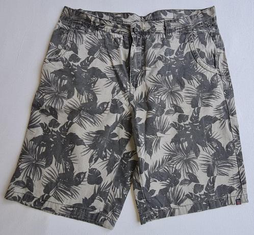 Nielsson - Short met camouflage print - Maat XL, Kleding | Heren, Spijkerbroeken en Jeans, Zo goed als nieuw, W36 - W38 (confectie 52/54)