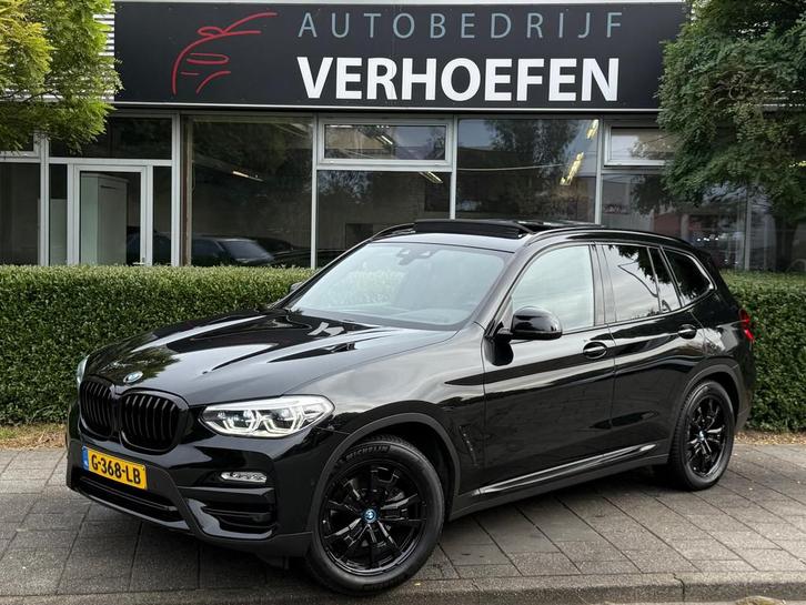 BMW X3 SDrive20i Launch Edition High Executive - PANORAMADAK, Auto's, BMW, Bedrijf, Te koop, X3, ABS, Achteruitrijcamera, Airbags