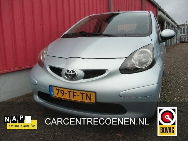 Toyota Aygo 1.0-12V +, Auto's, Toyota, Bedrijf, Te koop, Aygo, ABS, Airbags, Centrale vergrendeling, Elektrische ramen, Lichtmetalen velgen