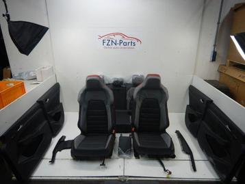 VW Golf 8 Facelift GTI Interieur Leer Compleet Zwart Grijs R beschikbaar voor biedingen