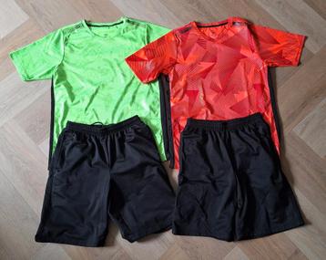 2x sportset maat 164 beschikbaar voor biedingen