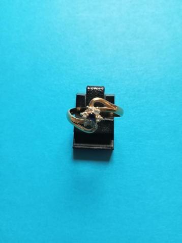 Mooi Klein Fijn 18 Kt Gouden Ring met Saffiertje - 16 3/4 beschikbaar voor biedingen