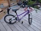 Woom 4 kinderfiets, Fietsen en Brommers, Fietsen | Kinderfietsjes, Ophalen, Zo goed als nieuw, Minder dan 16 inch, Woom