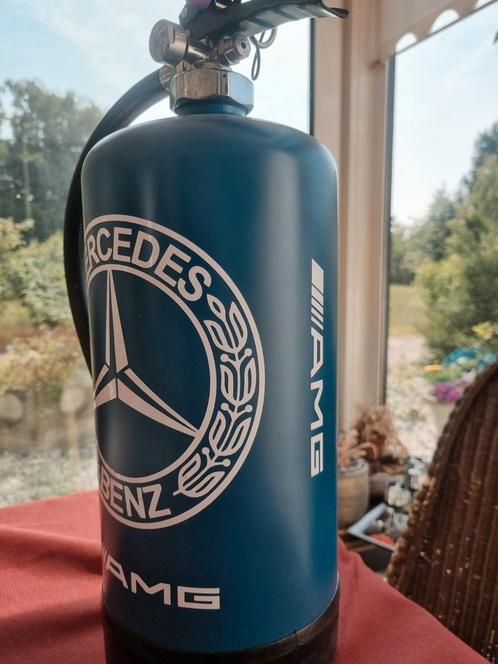nog volle en werkende MERCEDES AMG brandblusser, Huis en Inrichting, Brandblussers en Brandkasten, Zo goed als nieuw, Ophalen of Verzenden