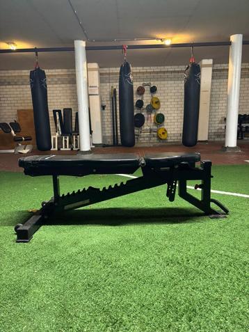 Verstelbaar Fitness Bankje beschikbaar voor biedingen