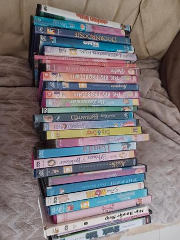 28x kinder dvd oa: Barbie,disney,k3  alles 1 koop 7 50€ beschikbaar voor biedingen