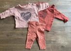 Leuk setje maat 50 2shirts en 1 broekje, Kinderen en Baby's, Babykleding | Maat 50, Gebruikt, Meisje, Ophalen of Verzenden, Setje