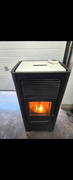 TOP DEAL 3570€ NIEUWPRIJS MCZ PELLETKACHEL 8KW, Huis en Inrichting, Ophalen, Zo goed als nieuw, Overige brandstoffen, Pelletkachel
