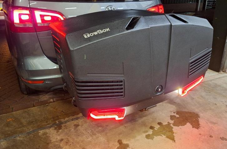 Towbox V3 trekhaakkoffer te huur, Auto diversen, Dakkoffers, Zo goed als nieuw, Ophalen