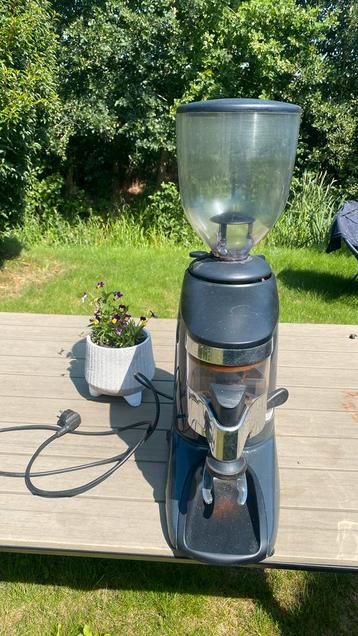 Koffiemaler van Espresso Italiano beschikbaar voor biedingen