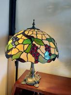 Zeer mooie Tiffany tafellamp met bronzen voet, Huis en Inrichting, Minder dan 50 cm, Tiffany, Gebruikt, Ophalen