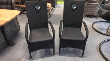 2 stuks Milos tuinstoelen Zwart Stapelbaar beschikbaar voor biedingen