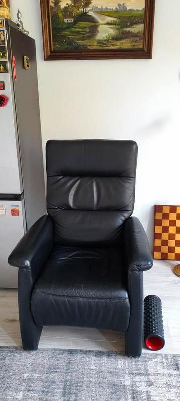 Leather armchair  beschikbaar voor biedingen
