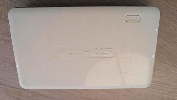 Sitecom WL-351 Router & LN-118 Switch, Computers en Software, Routers en Modems, Gebruikt, Router, Ophalen of Verzenden