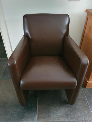 GRATIS! 6 leren eetkamerstoelen bruin beschikbaar voor biedingen
