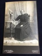 Kabinetfoto, Dame, J.C.C. WITTE, DELFT, Antieke foto, Verzamelen, Ophalen of Verzenden, Voor 1940, Gebruikt, Foto