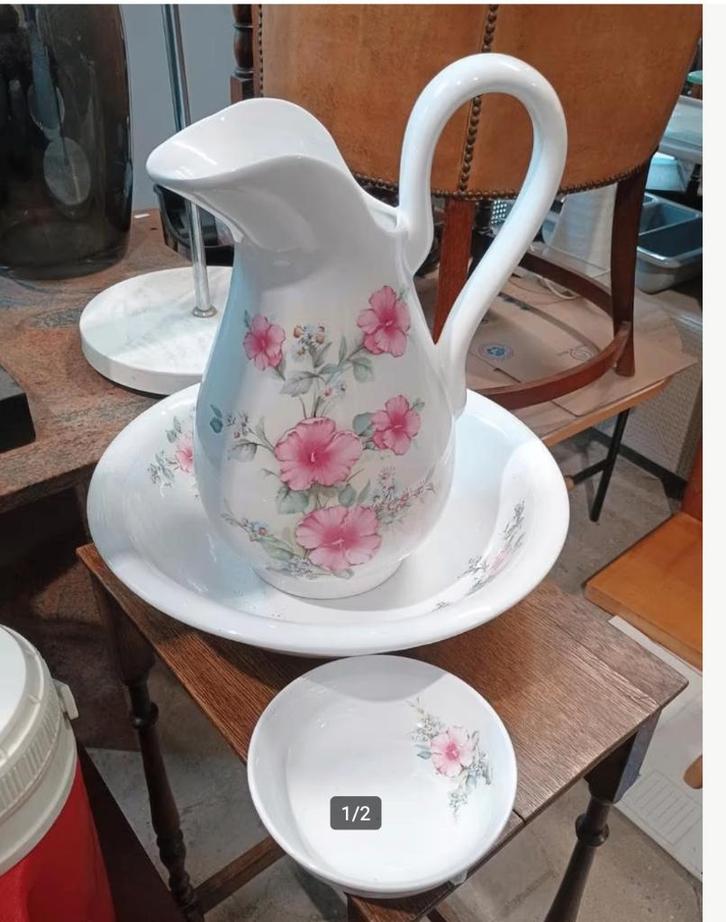 vintage lampetstel - lampetkan, waskom en zeepbakje., Antiek en Kunst, Curiosa en Brocante, Ophalen