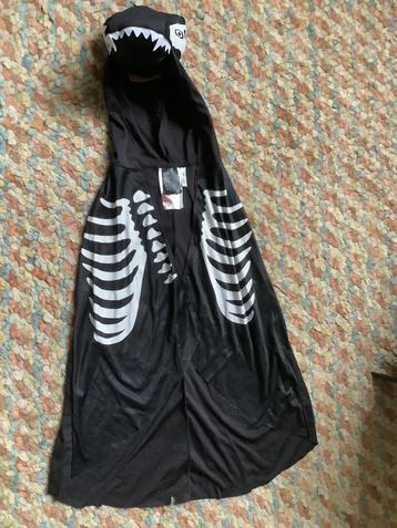 Coole dinoskelet cape./leuk voor Halloween/ maat 104-140 beschikbaar voor biedingen