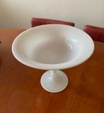 Mooie witte fruitschaal, Porselein of Keramiek, Schaal, Rond, Ophalen of Verzenden