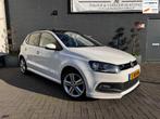 Volkswagen Polo 1.2 R-line Panoramadak CarPlay! Inruil mogel, Voorwielaandrijving, Euro 5, Zwart, 1198 cc