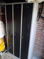 Stalen locker 3 deuren met slot., Huis en Inrichting, Ophalen of Verzenden, Gebruikt
