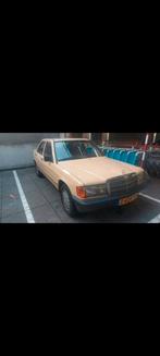 Mercedes-Benz Mercedes 1984, 1983 cc, Achterwielaandrijving, Overige kleuren, 23 km/l