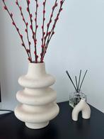 Keramiek vaas h&m, Overige kleuren, Aardewerk of Porselein, Nieuw, Ophalen of Verzenden