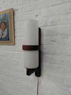 vintage muurlamp Scandinavisch design, Ophalen of Verzenden, Gebruikt, Glas