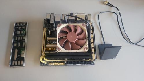 Intel Core i7 4790S, ASUS Z87I-Pro, 16GB Corsair Vengeance, Computers en Software, Moederborden, Gebruikt, Intel, DDR3, Ophalen