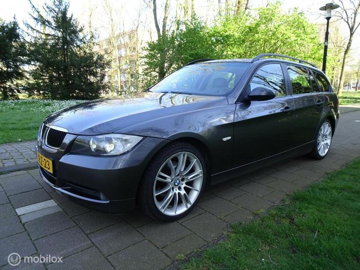 BMW 3-serie Touring 320i Executive AUTOMAAT|PANORAMA|TREKHAA, Auto's, BMW, Bedrijf, Te koop, 3-Serie, ABS, Airbags, Airconditioning