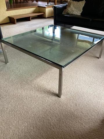 Designer salontafel van BLAUW– glas & RVS – nieuwprijs €2000 beschikbaar voor biedingen