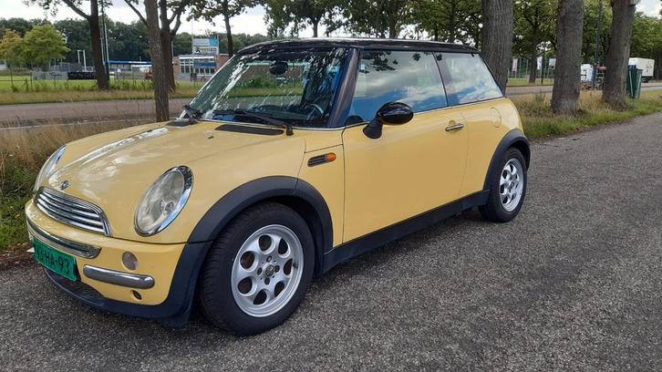 Mooie netto Mini Cooper 116pk Orig NL auto, Auto's, Mini, Bedrijf, Te koop, Cooper, ABS, Airbags, Airconditioning, Boordcomputer