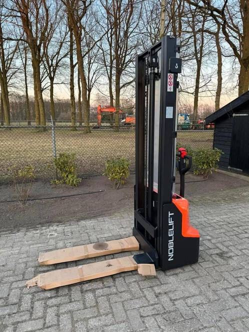 Noblelift Stapelaar PSE12B36 / 3600 mm hefhoogte NIEUW !, Zakelijke goederen, Machines en Bouw | Heftrucks en Intern transport