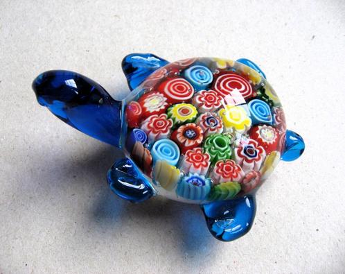 Murano schildpad  presse papier mille fiori, Antiek en Kunst, Antiek | Glas en Kristal, Ophalen of Verzenden