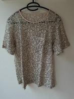 Nieuw t-shirt met bloemetjes maat M, Maat 38/40 (M), Beige, Nieuw, Ophalen of Verzenden