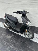 Yamaha jog r 70cc, Ophalen, JogR of RR, Tweetakt, Zo goed als nieuw