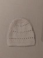 Leuk wit gehaakt babymutsje 0-6 maanden NIEUW, Kinderen en Baby's, Babykleding | Mutsen, Sjaals en Wanten, Ophalen of Verzenden