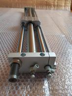 SMC Geleide cilinder 85 cm CDY-1S32H 1500, Ophalen of Verzenden, Gebruikt